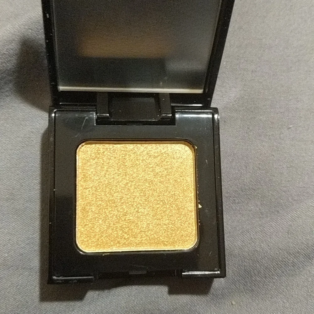Violet Voss Eyeshadow